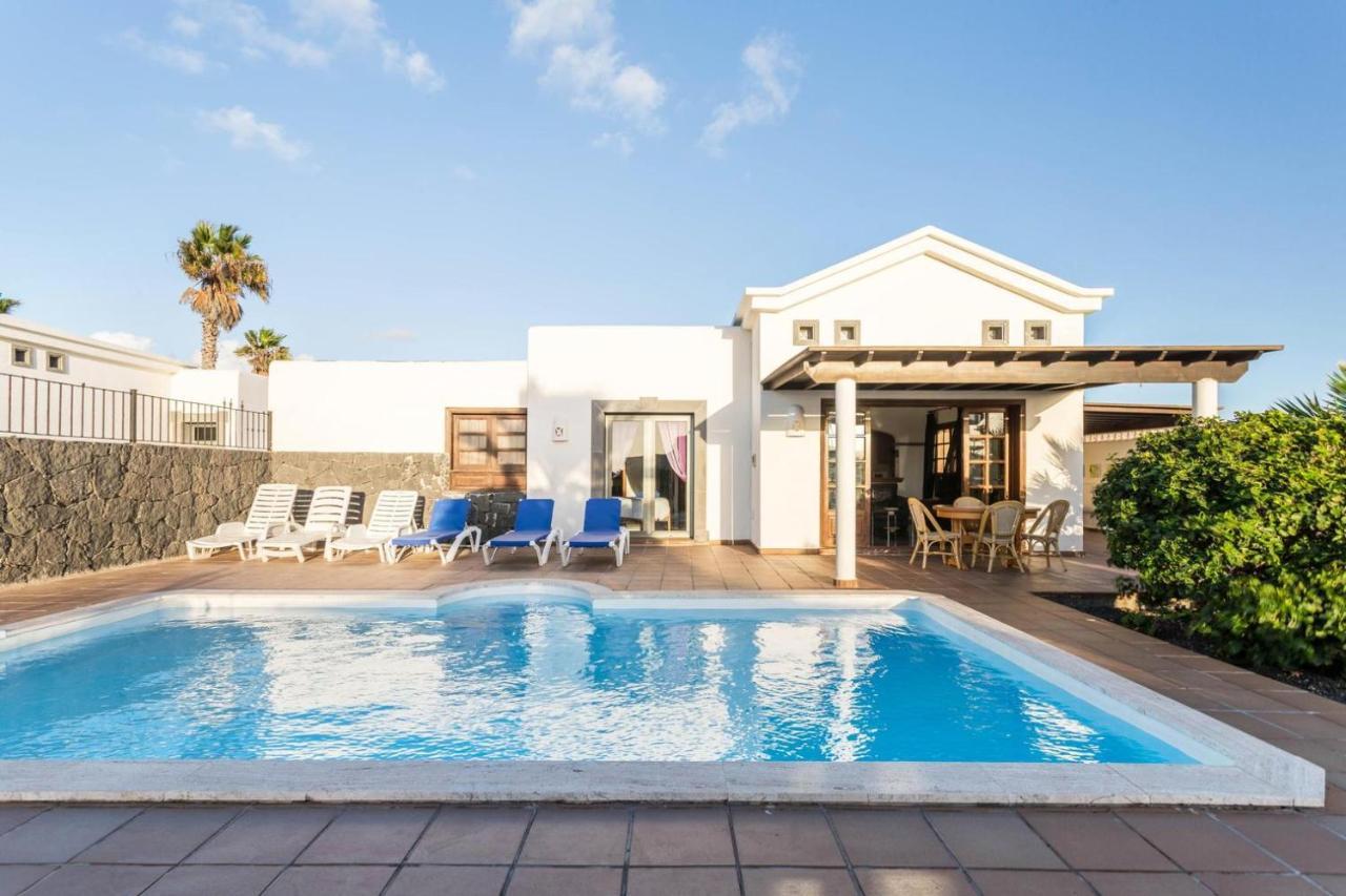 Villa Tania - Villa Independiente Con Piscina Privada Playa Blanca  Exterior foto